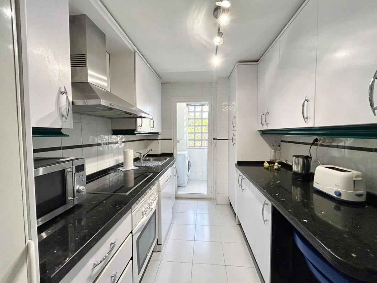 Cozy Near Puerto Banus Apartamento Marbella